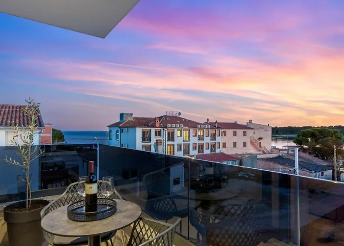 Fly Rooms Medulin - 50M From The Beach - New 2024